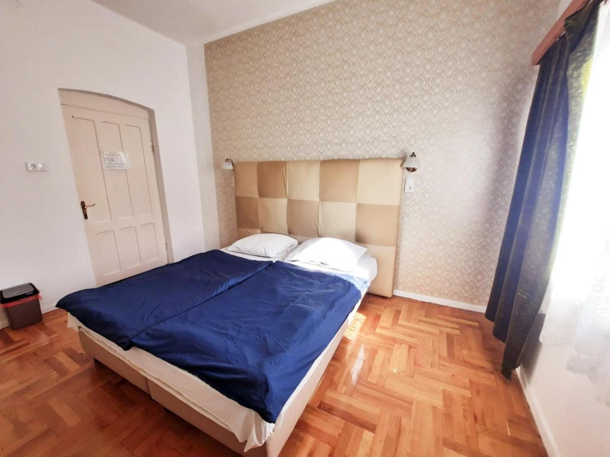 Central Room Balatonszarszo Extérieur photo